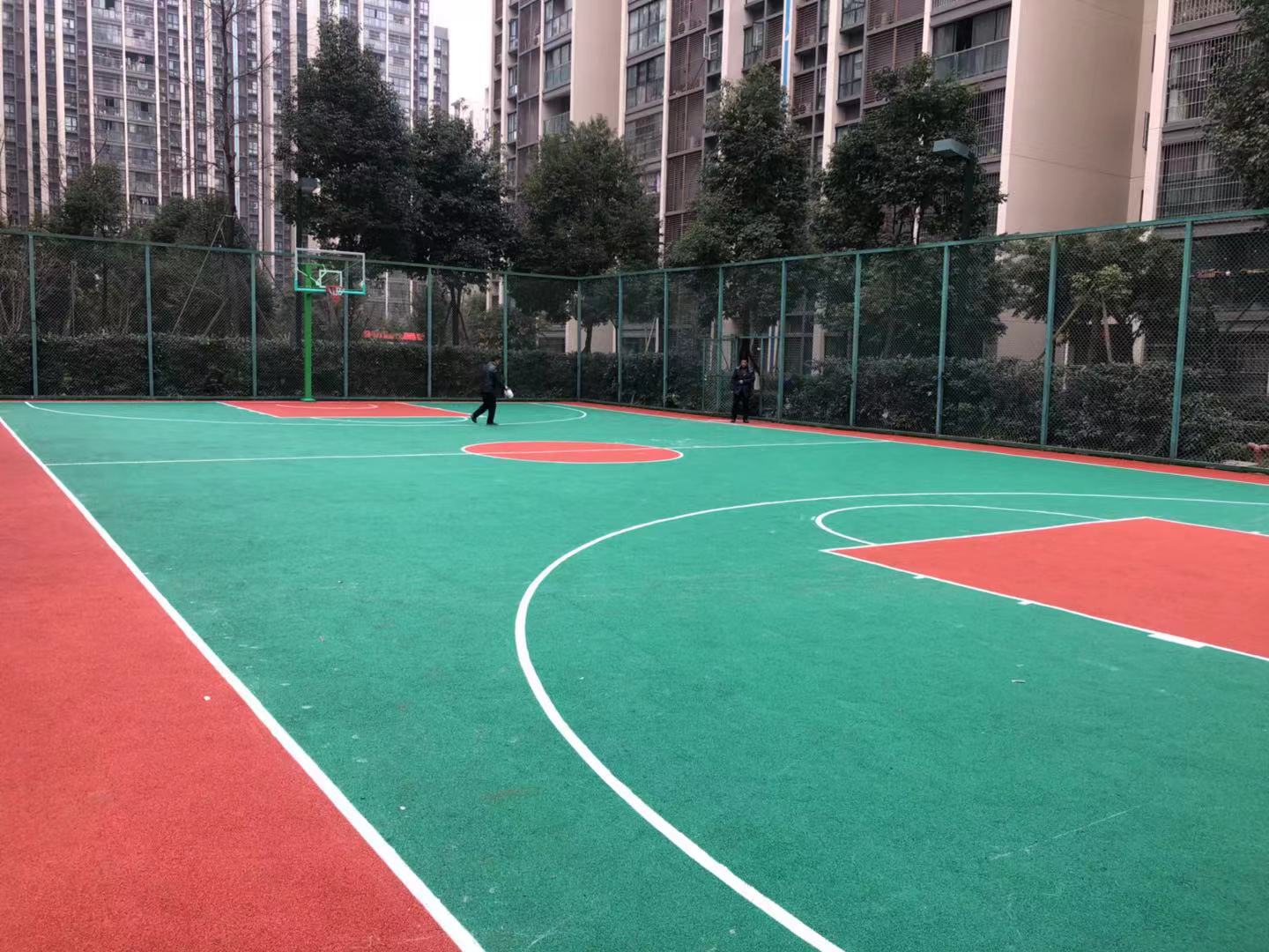 【成都市观东社区epdm篮球场项目完工】