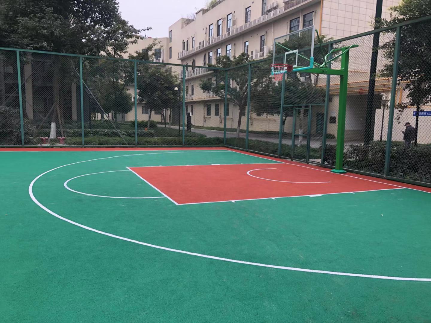 室内篮球场地胶铺设-天津篮球场施工