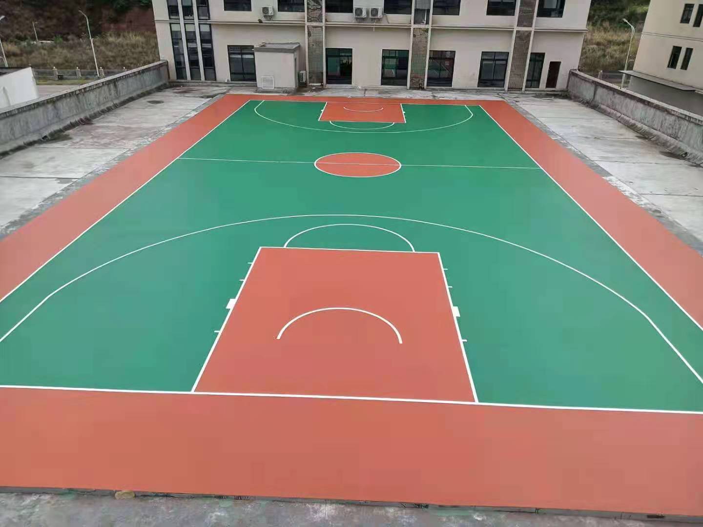 遂宁市经开区新华文轩硅pu篮球场